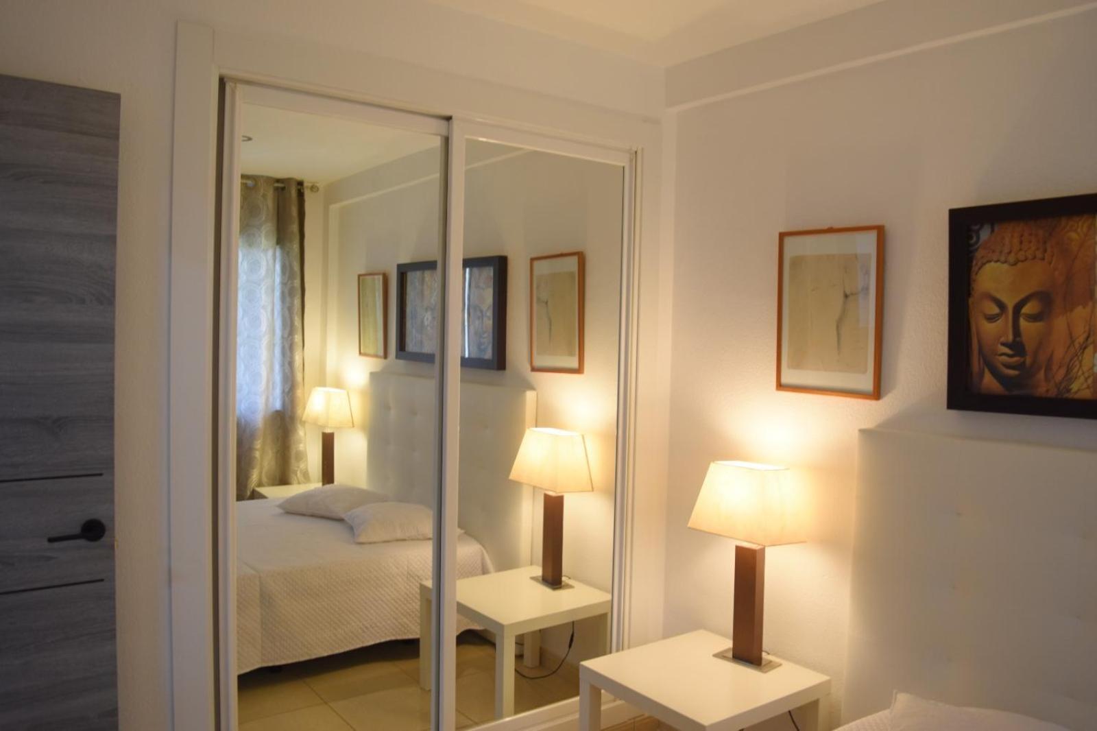 Apartamentos De Los Cisnes Benalmádena Exteriör bild